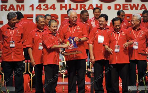 UMNO54_27112012_UMNO