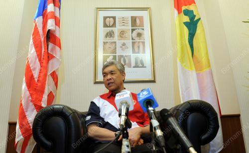 UMNO57_06122015_UMNO