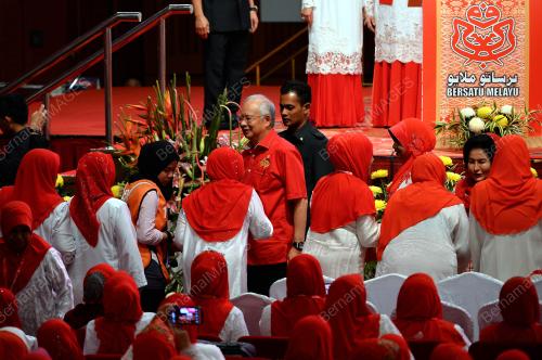 UMNO57_09122015_WANITA