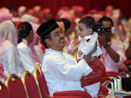 PERHIMPUNAN AGUNG UMNO 61