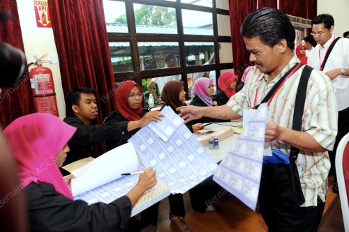 UMNO58_12102013_PEMUDA