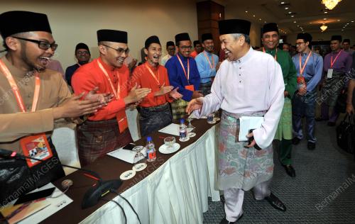 UMNO60_02122016_TPM