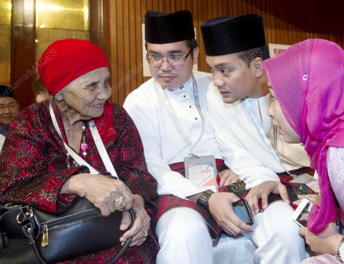 UMNO60_28112014_RAHMAH