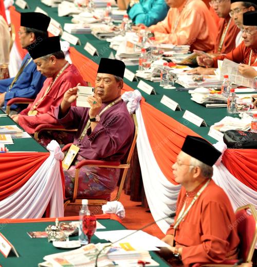 UMNO63_05122013_PM
