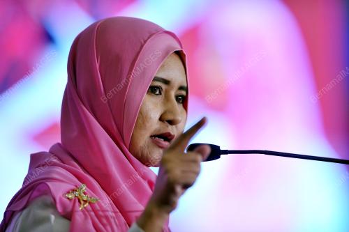 UMNO63_30112016_PUTE