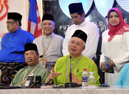 UMNO64_07122013_UMNO