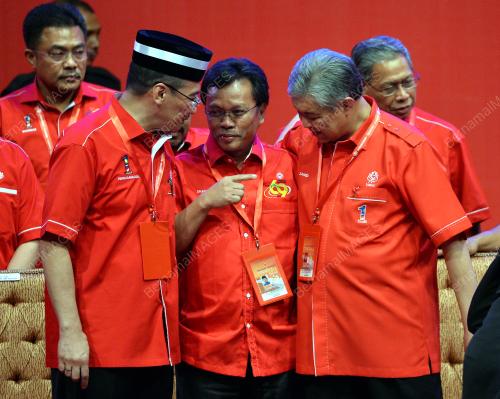 UMNO64_08122015_AMANAT