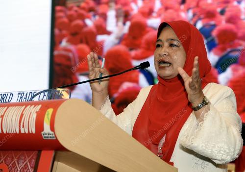 UMNO65_30112016_WANITA
