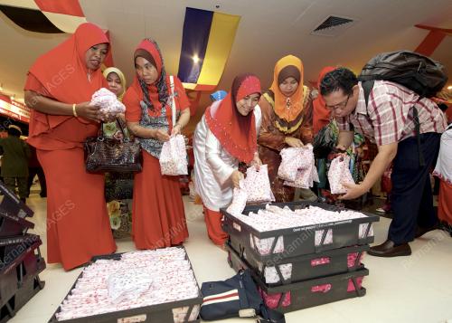 UMNO68_04122013_UMNO