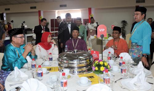 UMNO68_05122013_TPM_LUNCH