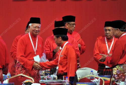 UMNO68_10122015_GULUNG