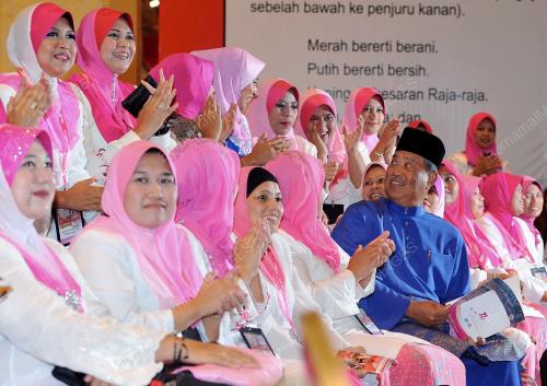UMNO68_28112012_PUTERI_TPM