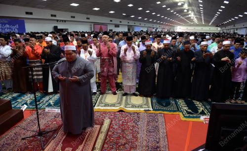 UMNO69_02122016_UMNO