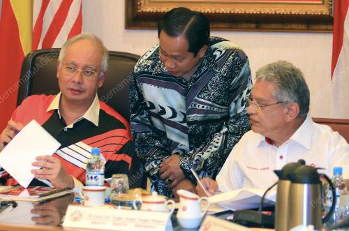 MOHD NAJIB TUN RAZAK