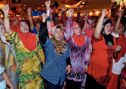 UMNO70_01122012_UMNO_2012