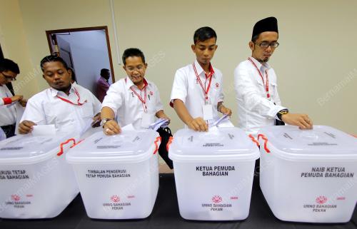UMNO70_12102013_PEMUDA