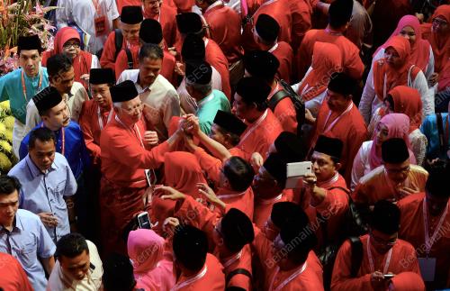 UMNO70_12122015_UMNO