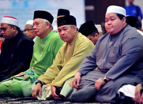 UMNO71_10122015_UMNO_2015