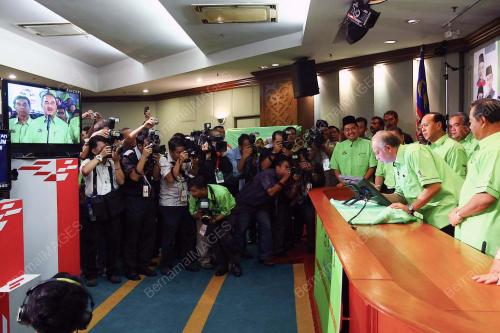 DATUK SERI MOHD NAJIB TUN RAZAK