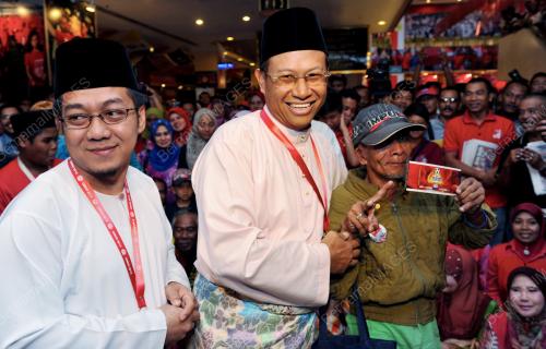 UMNO71_30112012_UMNO_2012