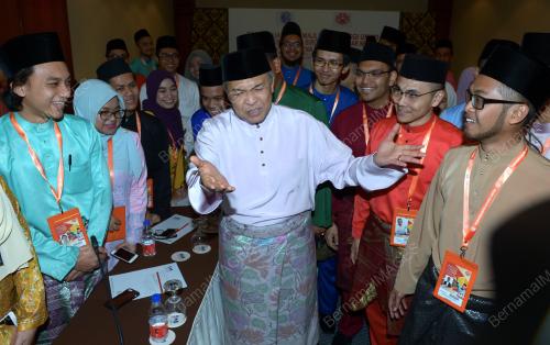 UMNO72_02122016_TPM