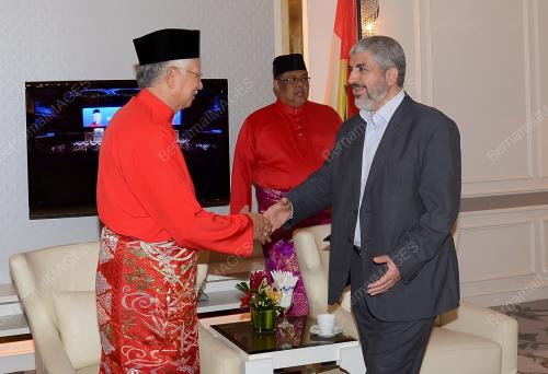UMNO72_10122015_KUNJUNGAN