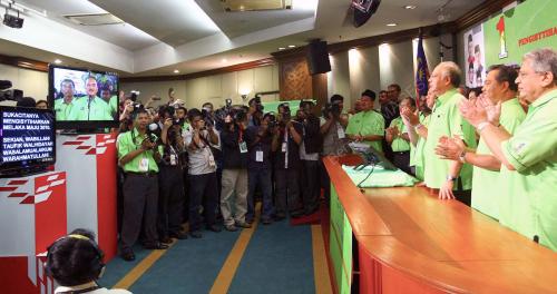 DATUK SERI MOHD NAJIB TUN RAZAK