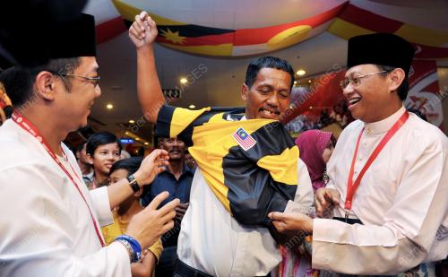 UMNO72_30112012_UMNO_2012
