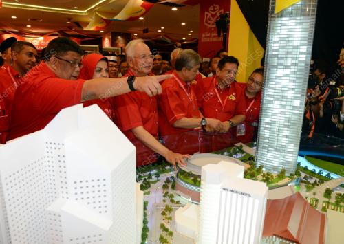 UMNO73_08122015_PWTC