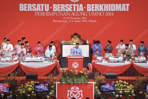 UMNO74_29112014_PM_GULUNG