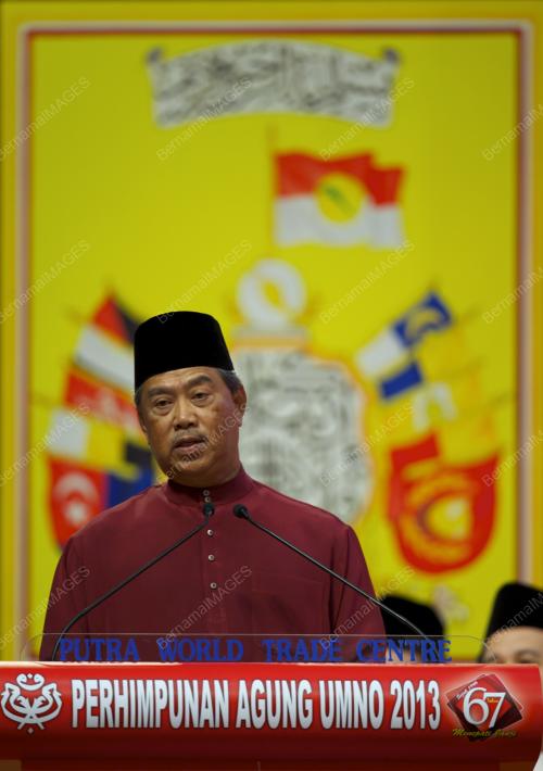 UMNO75_03122013_UMNO