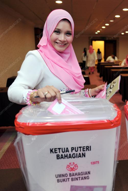 UMNO78_12102013_PUTERI_UMNO