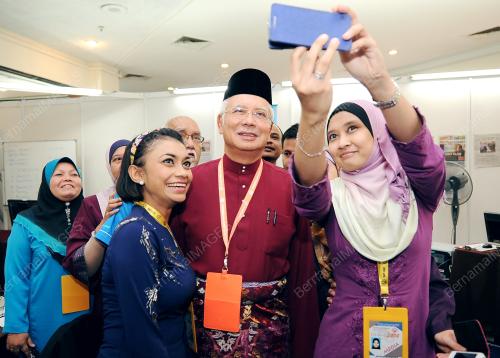 UMNO79_28112014_PM_MEDIA
