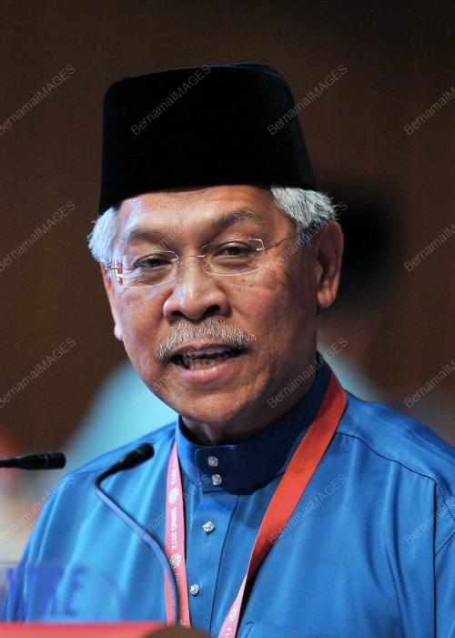UMNO79_30112012_UMNO2012Q