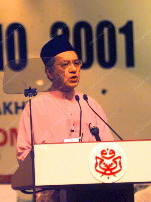UMNO8-21_06_2001_UMNO_GA_27012016