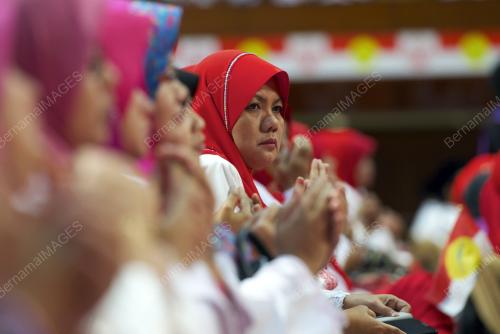 UMNO80_03122013_UMNO