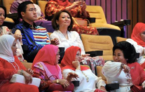 UMNO80_07122013_UMNO