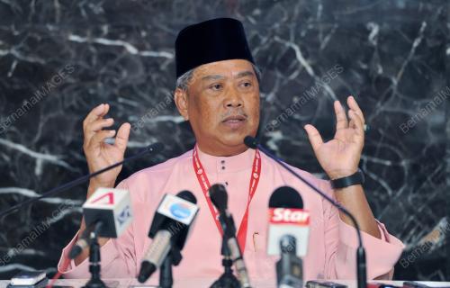 UMNO81_29112012_UMNO_2012