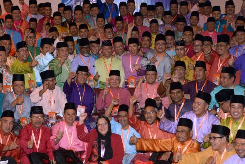 UMNO83_02122016_UMNO