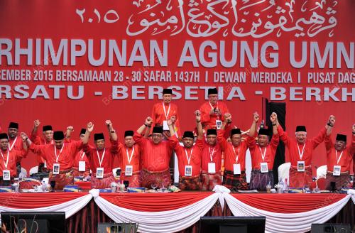UMNO83_10122015_GULUNG