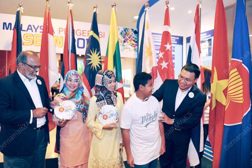 UMNO84_28112014_ASEAN