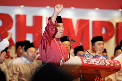 UMNO86_27112012_UMNO0