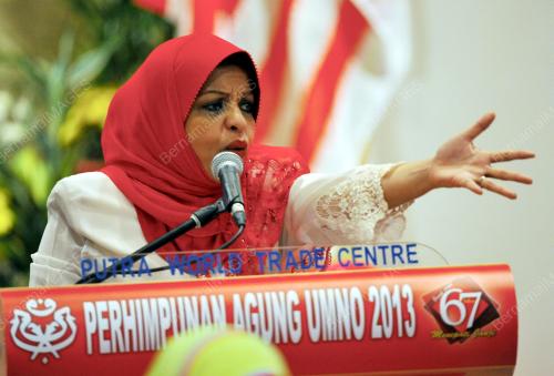 UMNO87_04122013_WANITA