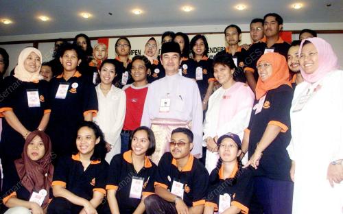 UMNO9-22_06_2001_BTS_27012016