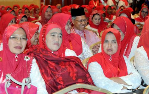 UMNO91_04122013_WANITA