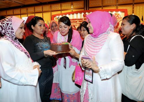 UMNO92_28112012_PUTERI_UMNO