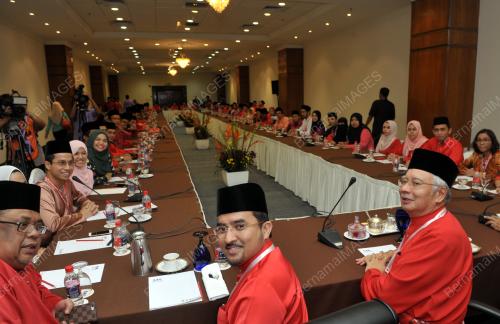UMNO93_10122015_LUAR