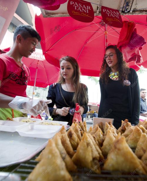 UMNO93_28112014_KARAVAN