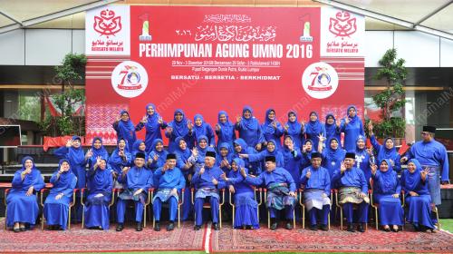 UMNO94_01122016_GROUP