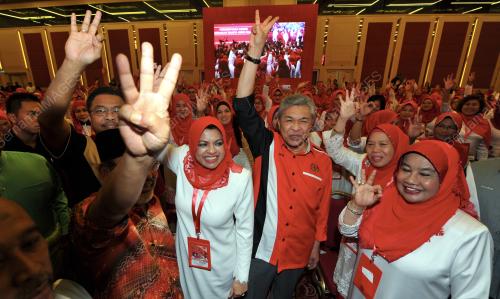 UMNO95_30112016_WANITA